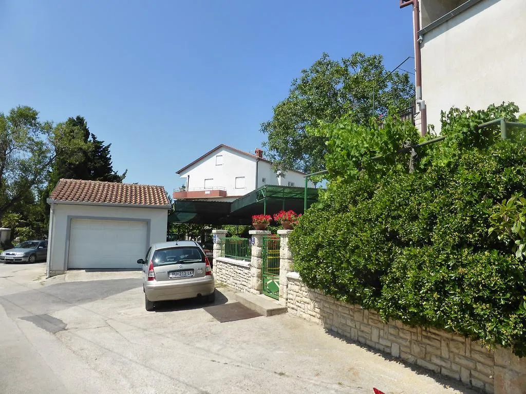 Rooms Vilena Medolino