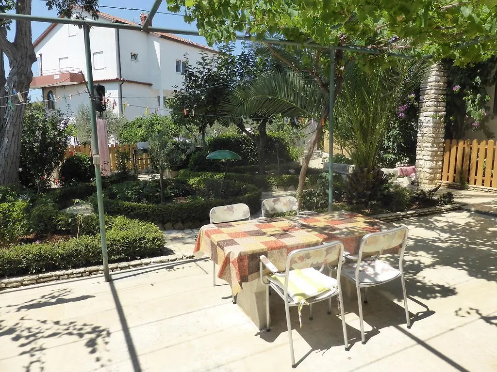 *** Affittacamere Rooms Vilena Medolino Croazia